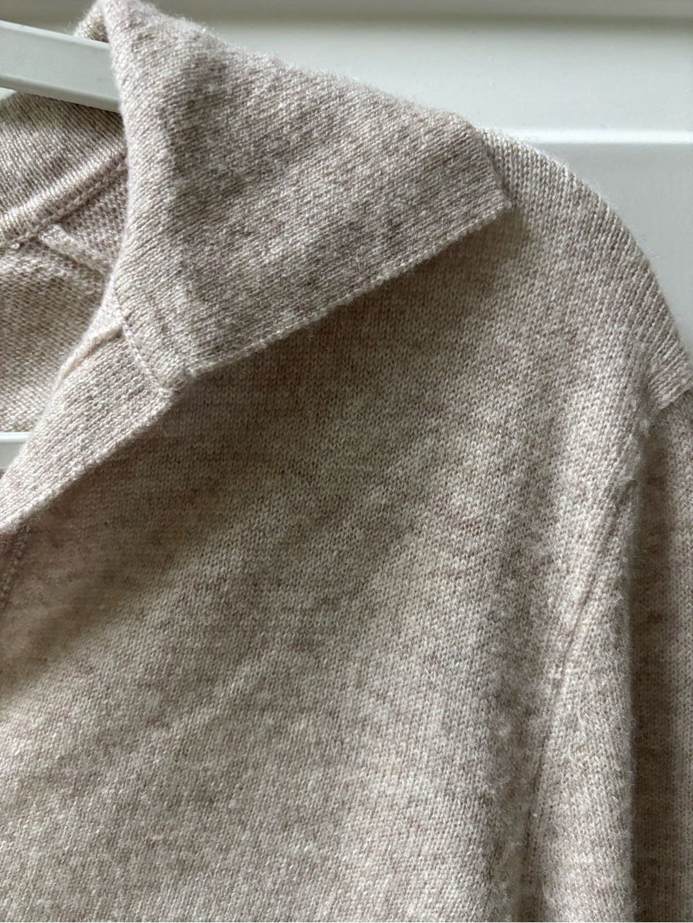 J. McLaughlin cashmere Heathered Taupe Crewneck Sweater, small - Picture 4 of 6